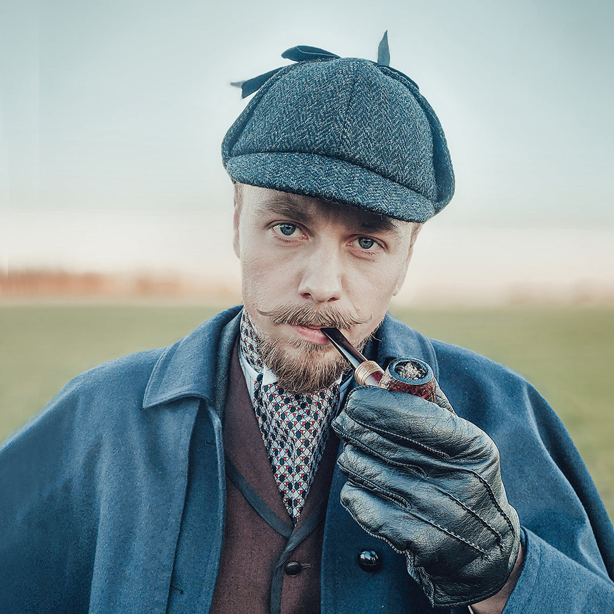 HARRIS TWEED Sherlock Holmes Deerstalker Hat - Black-Charcoal